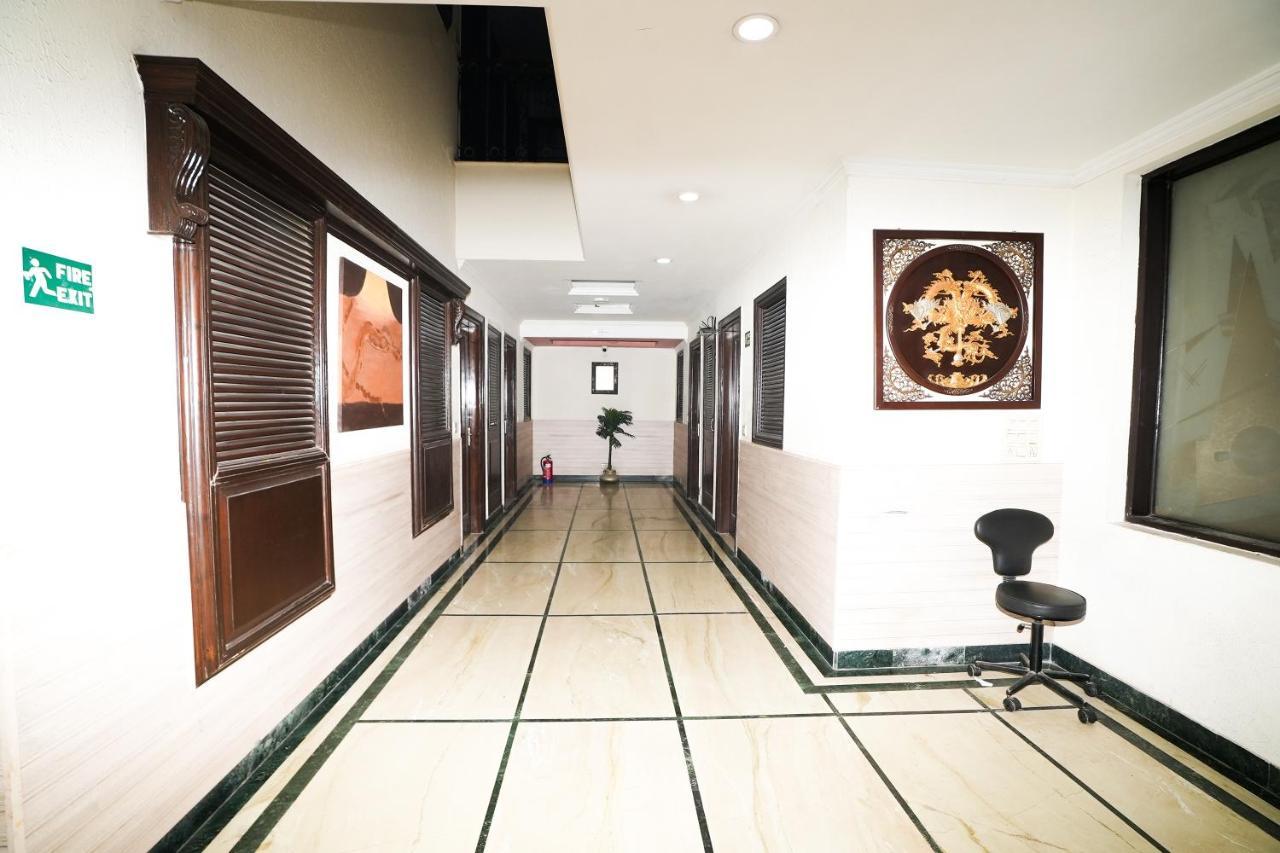 Stay Well Hotels & Homes Gurgaon Esterno foto