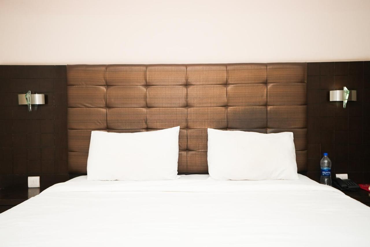 Stay Well Hotels & Homes Gurgaon Esterno foto